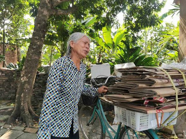 Cán bộ xã tuyên bố vỡ hụi, nhiều người rơi cảnh hoảng loạn