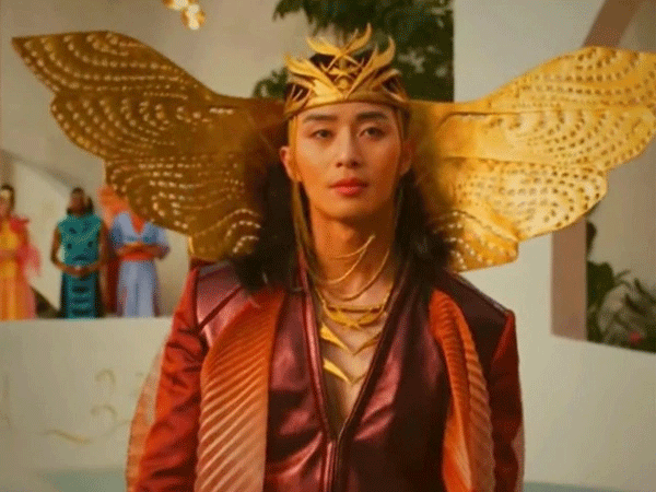Park Seo Joon hóa hoàng tử bướm trong The Marvels, fan đòi 'giải cứu' vì tạo hình thảm họa