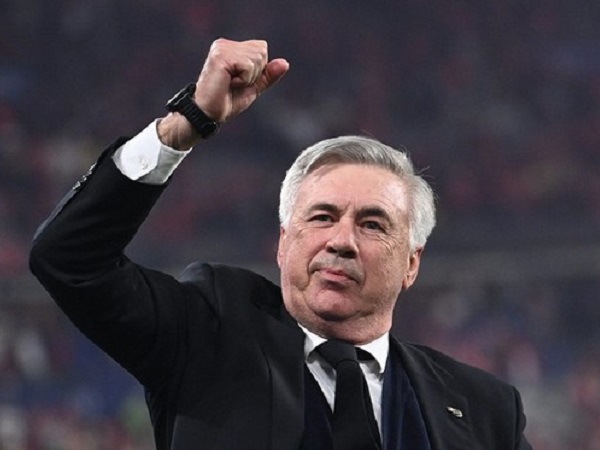 Ancelotti lập kỷ lục vô tiền khoáng hậu tại Champions League, đáp trả vụ Pique chê Real Madrid vô địch may mắn