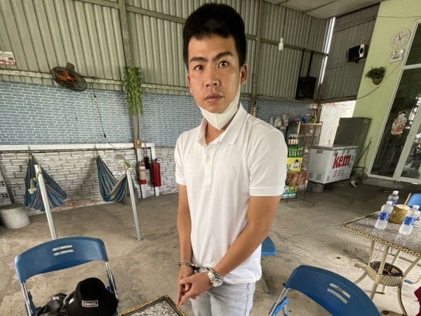 Ép người phụ nữ quay clip 'nóng' mới cho vay 50 triệu đồng