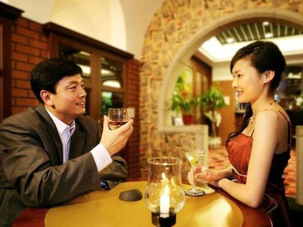 Tưởng mình 'ân ái' cùng vợ trong cơn say, khi tỉnh rượu người chồng suýt vướng vòng lao lý