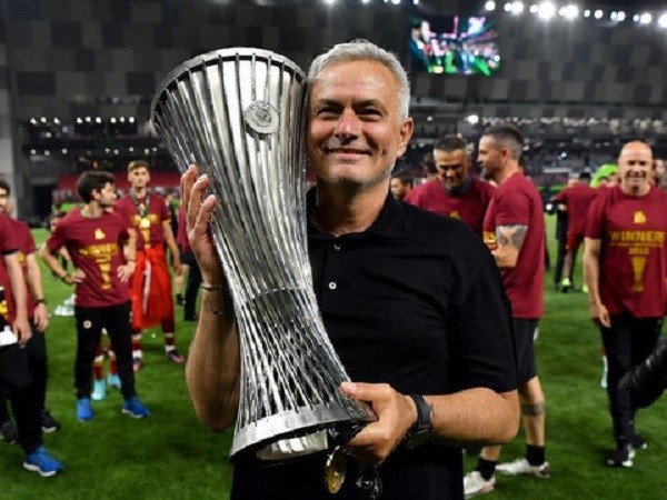 Lịch thi đấu bóng đá hôm nay 9/11: Hải Phòng tung cánh tại AFC Cup, Roma, Liverpool thi đấu ở Europa League