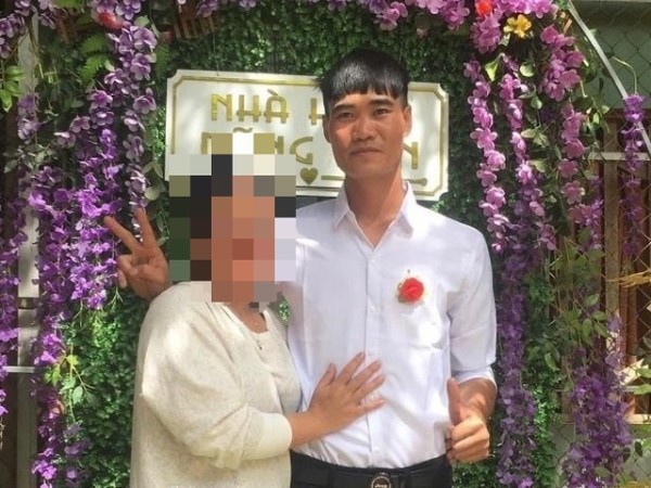 Thanh niên chấp nhận 'lái máy bay' hơn 8 tuổi để lấy nơi ẩn náu trốn truy nã