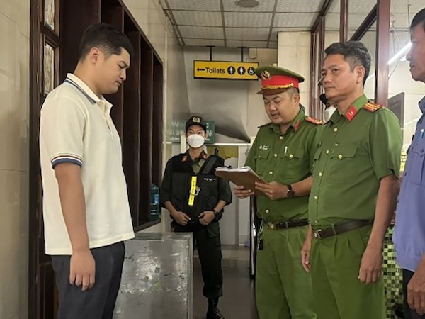 Con trai chủ hãng xe Thành Bưởi bị bắt tạm giam