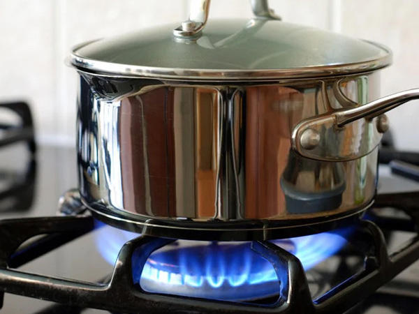 Cảnh báo mới về mối nguy hiểm của bếp ga với sức khỏe