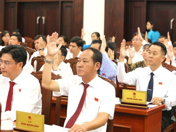 Miễn nhiệm Phó Chủ tịch UBND TP. Thủ Đức Nguyễn Hữu Anh Tứ