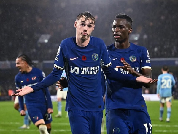 Chelsea và Man City tạo nên màn rượt đuổi chưa từng thấy sau 14 năm