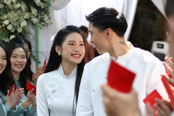 'Lạ' như Doãn Hải My, chỉ đổi góc mặt khiến người nhìn suýt nhận không ra