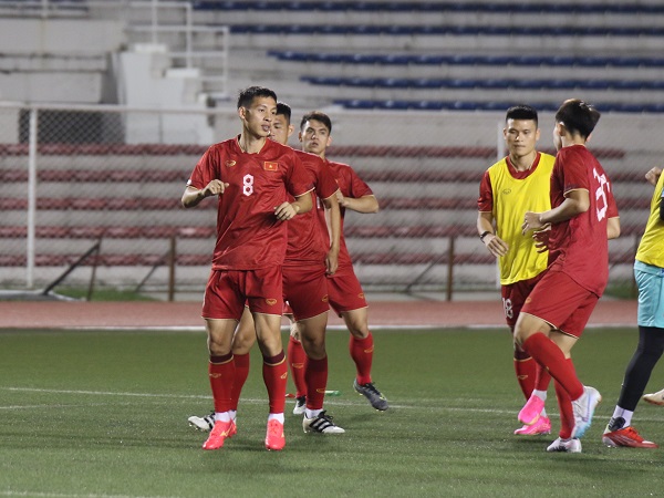 Tuyển Việt Nam đổ bộ Philippines: Lập tức ra sân tập, tham vọng mở màn vòng loại World Cup hoàn hảo