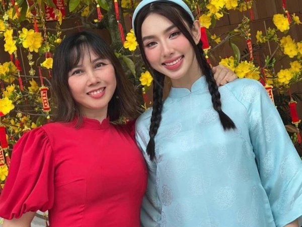 Mẹ hoa hậu Thùy Tiên bức xúc ra sao khi con gái bị chỉ trích 'bất hiếu, cho mẹ ở nhà trọ cấp 4'?
