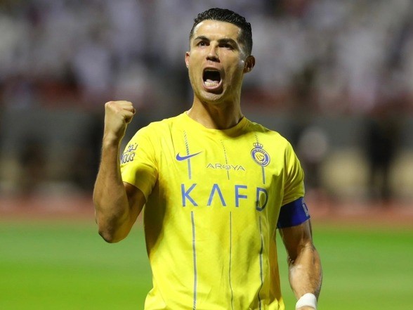 Cận cảnh siêu biệt thự 'đắt nhất Bồ Đào Nha' đang được Ronaldo xây dựng: Rộng 2.700 m2, giá sơ sơ hơn 550 tỷ