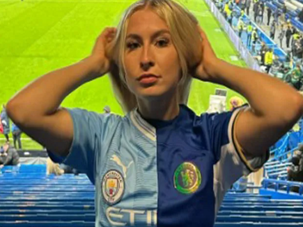 Nữ fan cuồng nóng bỏng gây bão khi đến sân cổ vũ với... áo nửa Man City, nửa Chelsea