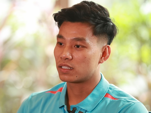 Văn Thanh nói thẳng về cách dùng người của HLV Troussier, tiết lộ mối lo lớn trước trận Philippines