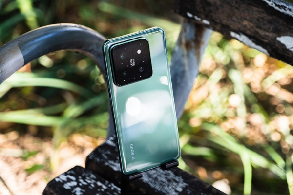 Không chỉ Huawei, Xiaomi cũng là tập đoàn hưởng lợi rất lớn từ Apple