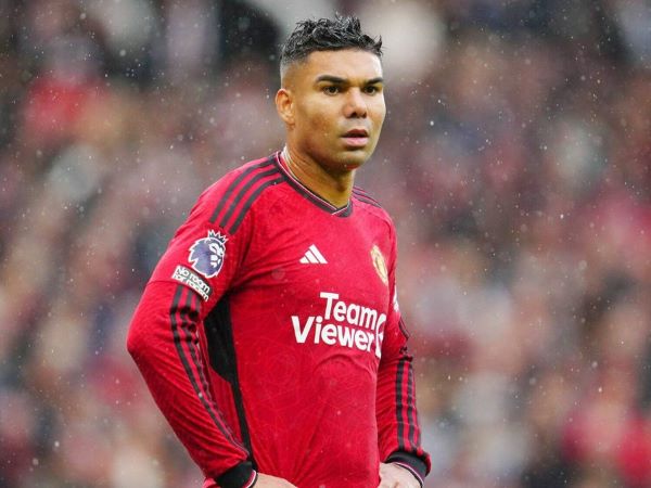 MU bất ngờ cắt lỗ thanh lý Casemiro