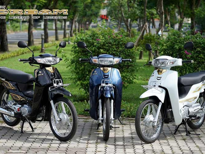 Cận cảnh Honda Dream 2024 hơn 60 triệu đầu tiên về Việt Nam