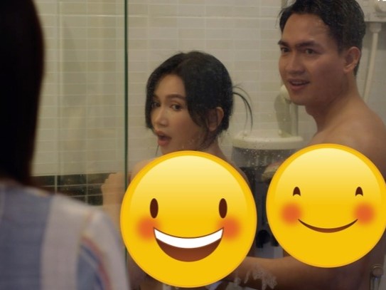 Phim Việt gắn mác 18+ của Nhã Phương vừa chiếu đã gây xôn xao vì quá 'nóng'