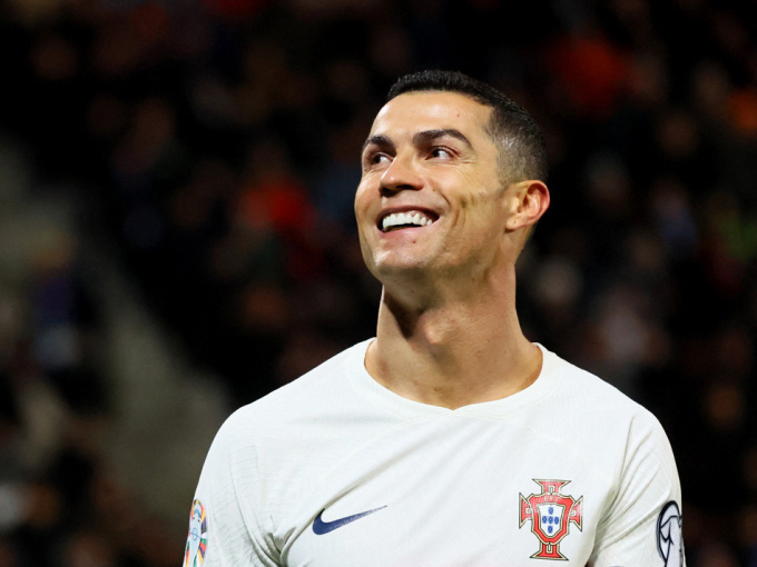 Ronaldo tỏa sáng, Bồ Đào Nha toàn thắng vòng loại Euro 2024