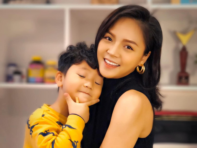 Diễn viên Thu Quỳnh bức xúc vì bị bịa đặt chuyện đời tư