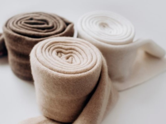 Len Cashmere là gì? Những điều thú vị về len Cashmere mà bạn nên biết