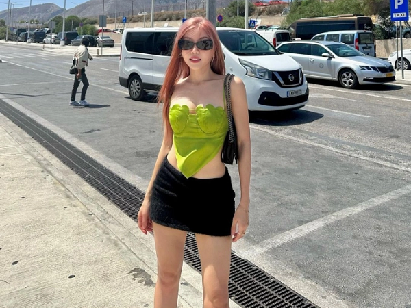 'Chị đẹp' Trang Pháp chẳng những đa tài, gu thời trang còn sành điệu và xịn đét thế này đây