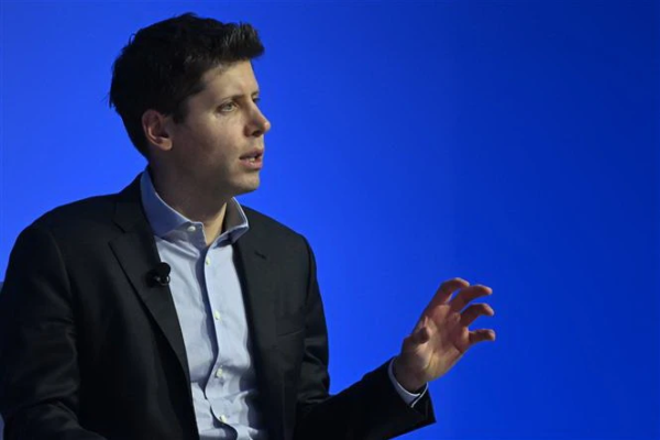Vừa bị sa thải, CEO OpenAI đã 'tái xuất' ngoạn mục