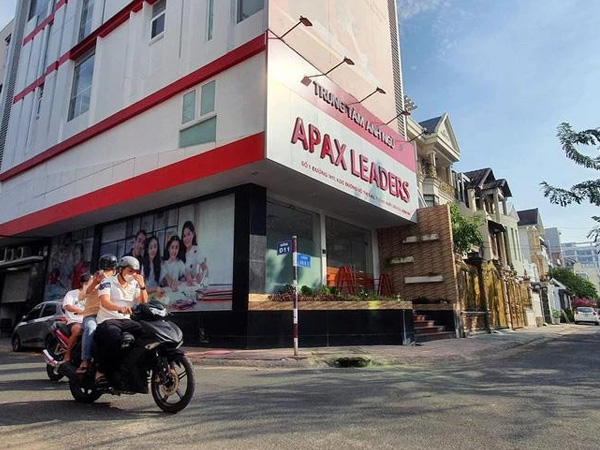 Cổ phiếu Apax Holdings của Shark Thủy bị hủy niêm yết bắt buộc trên HOSE