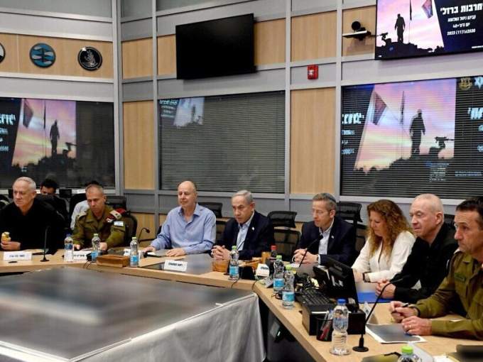 Israel phê chuẩn thỏa thuận ngừng bắn đổi lấy con tin với Hamas