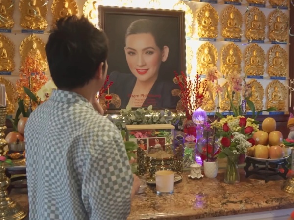 Đàn em hé lộ cuộc gọi Facetime cuối cùng với Phi Nhung khi nằm viện: 'Tôi rất sốc'