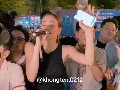 Cover 'Cắt đôi nỗi sầu' trên phố giữa đêm, Hồ Ngọc Hà lo lắng 'bị bắt'