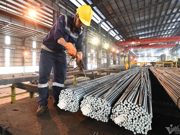 Giá thép trong nước bật tăng từ đáy 3 năm