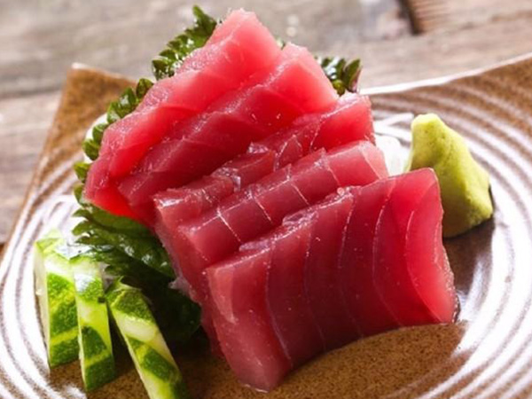 Ăn nhiều cá làm tăng nguy cơ ung thư da?