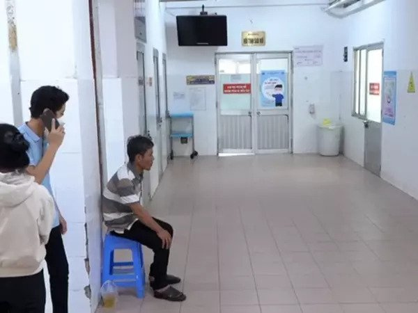 Điều trị tốt nhất cho đại úy bị đứt lìa 2 chân khi bắt 'cát tặc'