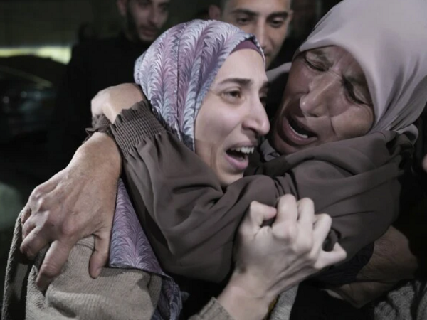 Căng thẳng ở Gaza sau khi Hamas đổi ý vào ngày thứ 2 ngừng bắn