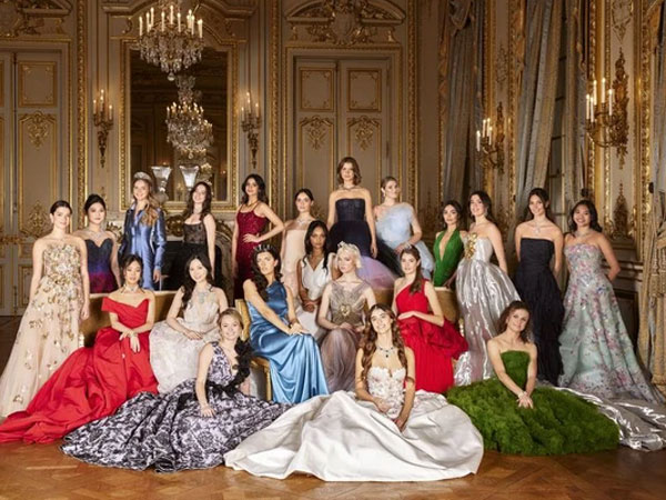Cận cảnh siêu dạ tiệc Le Bal 2023 tràn ngập các tiểu thư tài phiệt và quý tộc