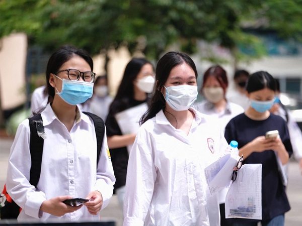 Chốt thi tốt nghiệp THPT 2025 hai môn bắt buộc
