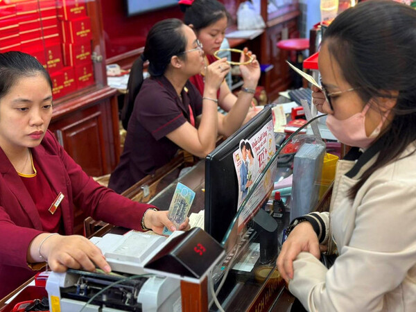 Lý do dự báo giá vàng trong nước có thể tăng lên 77 triệu đồng/lượng
