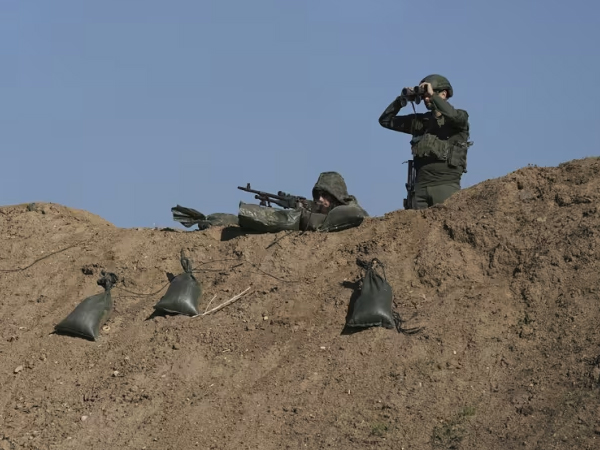 Israel nối lại tấn công Hamas