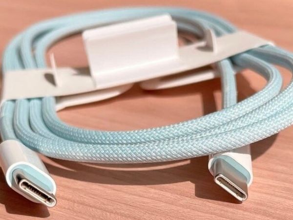Có nên sử dụng cáp điện thoại Android cho iPhone 15?