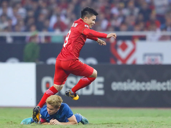 Người đại diện Quang Hải giải đáp thông tin 'được bác sĩ PSG tư vấn', tiết lộ sự thật phía sau