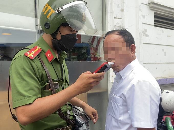 Nhiều người đi đám cưới ở TP.HCM bị xử lý vi phạm nồng độ cồn