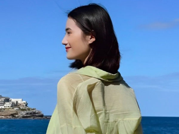 Cuộc sống của Hoa hậu Ý Nhi sau 1 tháng du học, nhan sắc gây bất ngờ