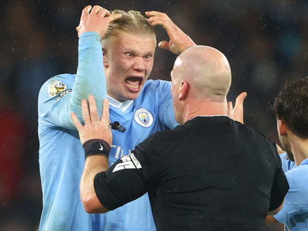 Man City hòa cay đắng: HLV Guardiola giận dữ, Haaland định gây gổ trọng tài