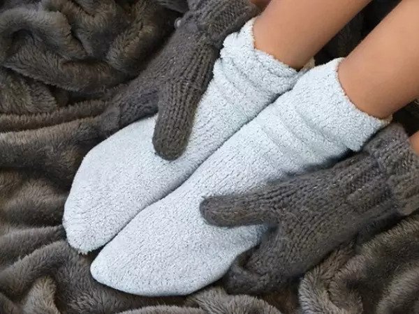 Chân tay lạnh là dấu hiệu của bệnh nguy hiểm gì?
