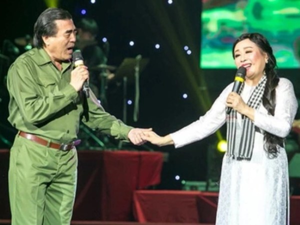 Cặp song ca 'huyền thoại' Trung Đức - Thu Hiền: Đều là NSND, tuổi 71 sống an nhiên bên bạn đời tuyệt vời