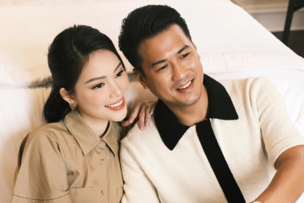 Linh Rin lần đầu tiên cho ái nữ lên sóng, cơm ở cữ sang chảnh nhà hào môn gây chú ý