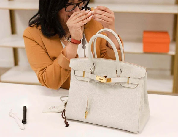 Hành trình ra đời của chiếc túi Hermès Birkin được đấu giá hơn 9 tỷ đồng