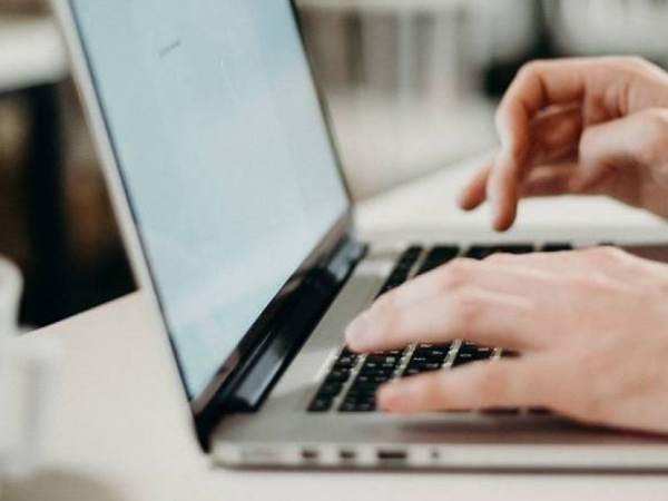 Thấy bố nằm viện bị áp giá quá cao, chàng trai lập bảng thống kê Excel chỉ rõ bệnh viện đang tham nhũng