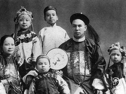 Nhà Thanh sụp đổ, 20.000 con cháu hoàng tộc đã đổi thành họ gì để hòa nhập vào thời đại mới?