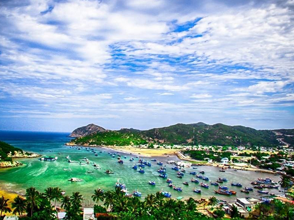 Khám phá Vịnh Vĩnh Hy, một trong những Vịnh đẹp nhất Việt Nam